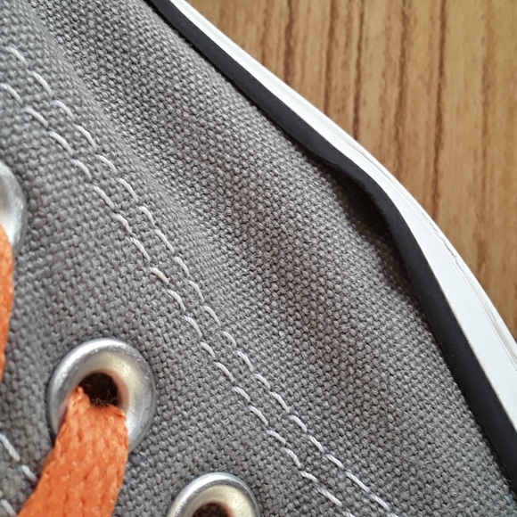 Converse orange and grey low top mens 7 women's 9 - Picture 2 of 9